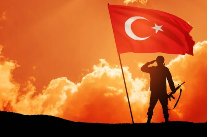 YIKILMAYAN GENÇLİK